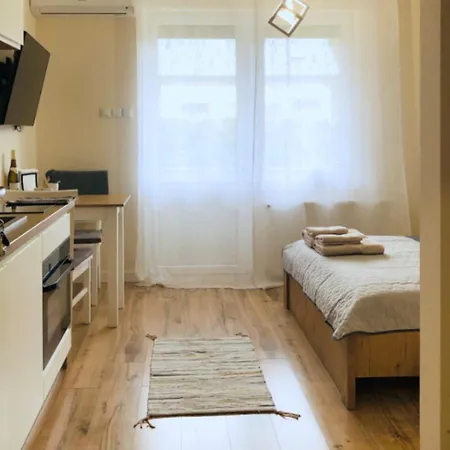 Znowu Wrocisz アパート